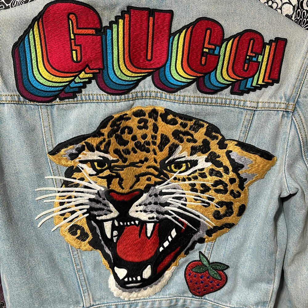 100% Authentic Gucci Tiger Jean Jacket Size: 36